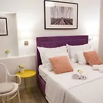 Apartman Luxurious With Private Garden Split