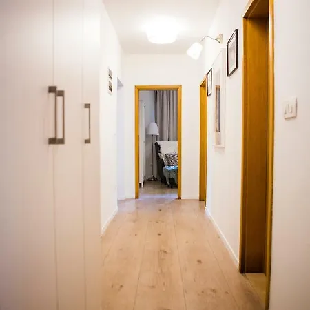 Apartment Luxurious With Private Garden Split