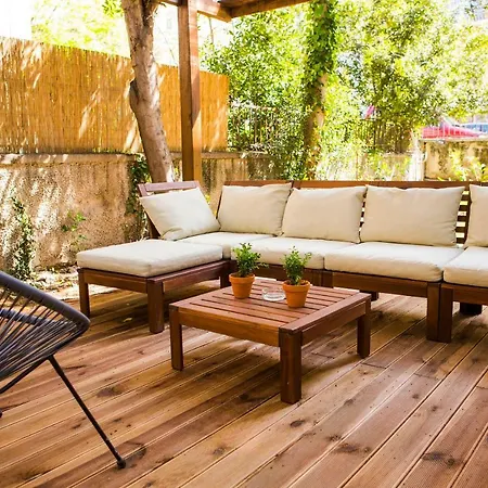 Apartment Luxurious With Private Garden *