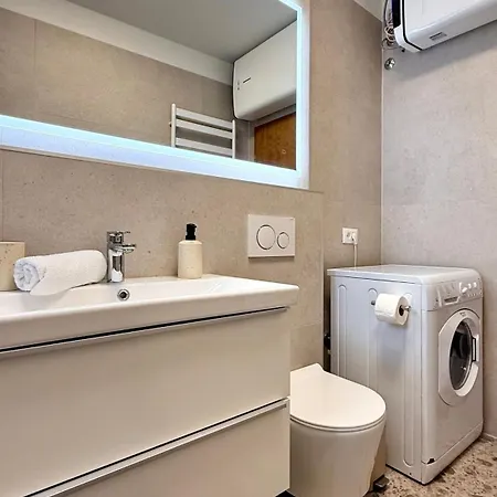 Apartment Luxurious With Private Garden Split