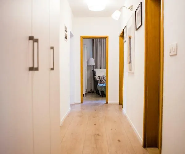 Apartment Luxurious With Private Garden Split